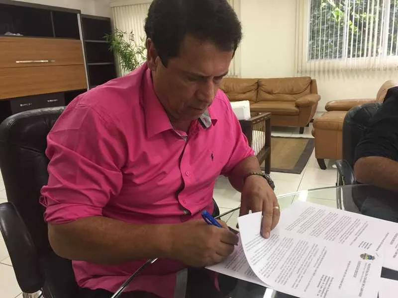 O objetivo é acelerar a compra de materiais básicos para as áreas de Saúde, Educação, entre outras