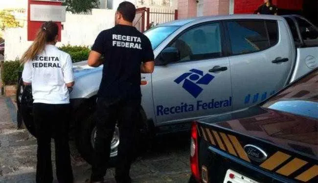 Imagem ilustrativa da imagem Entram em vigor novas regras da Receita para facilitar combate à corrupção