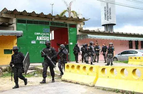 Imagem ilustrativa da imagem Três corpos são encontrados próximos a presídio de Manaus onde houve chacina