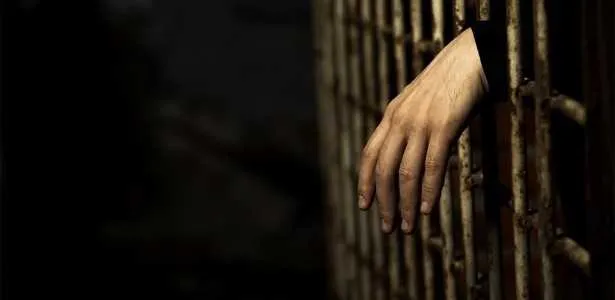 Imagem ilustrativa da imagem CE e PR fazem caminho inverso e 'reestatizam' presídios