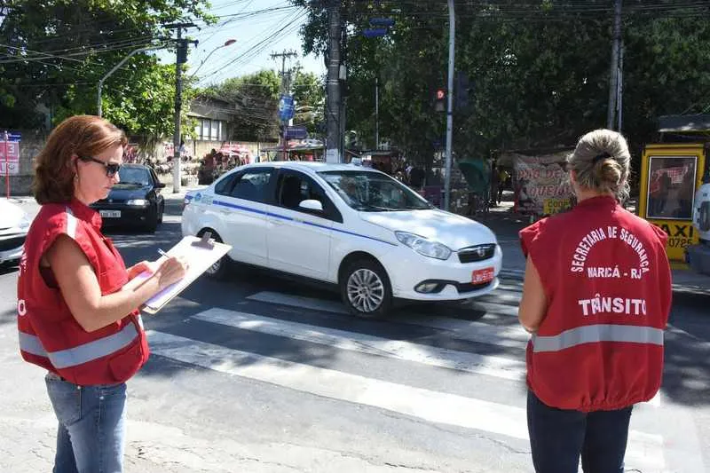 O plano visa inibir ‘bandalhas’ de trânsito e a venda de comerciantes clandestinos nas calçadas