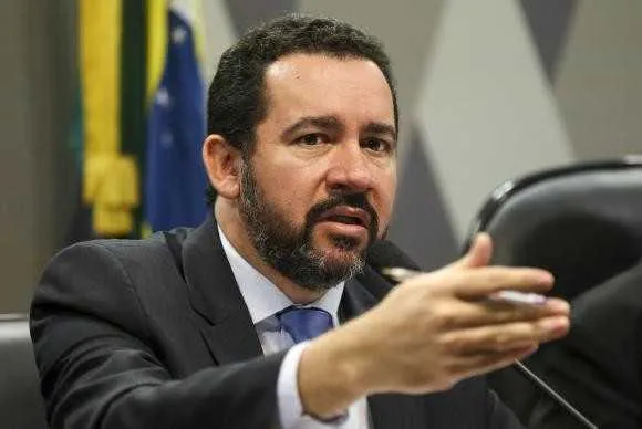 Dyogo Oliveira falou sobre as concessões em reunião