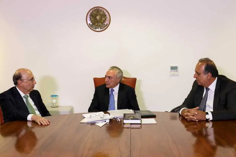 Governador do Rio, Pezão, esteve em reunião com Meirelles e o presidente Michel Temer ontem