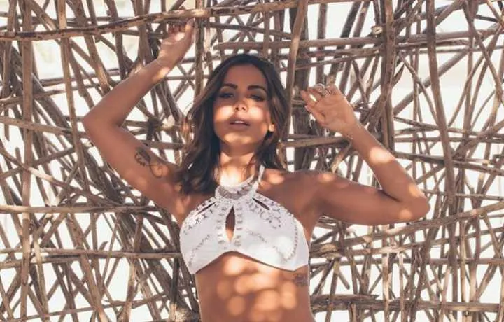 Imagem ilustrativa da imagem Anitta leva fora de pretendente e diz: 'Não tá fácil pra ninguém'