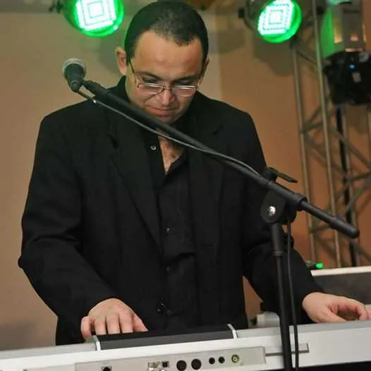 Terto: show na piscina