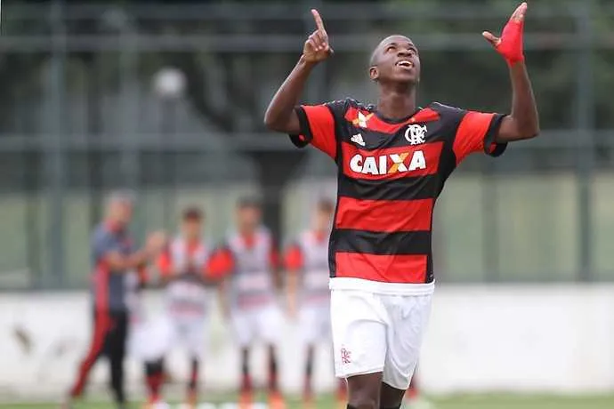 Vinícius é a maior promessa da base do Flamengo