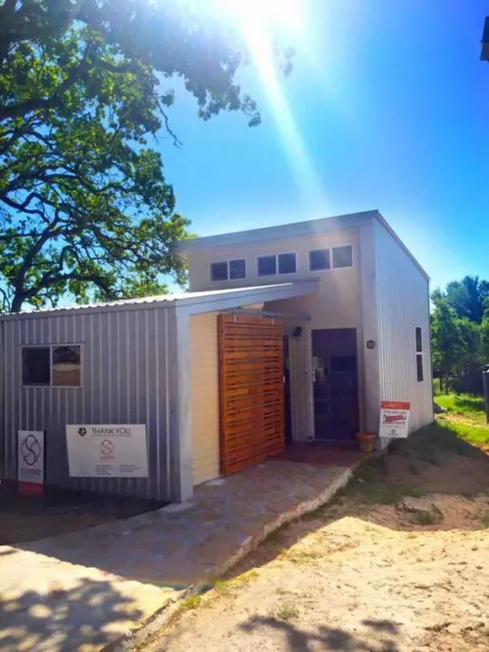 Imagem ilustrativa da imagem ONG e arquitetos se unem para construir minicasas em vila para pessoas em situação de rua