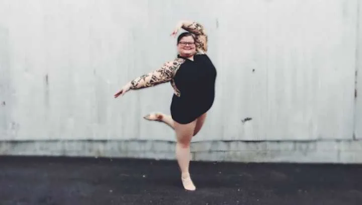 Imagem ilustrativa da imagem Bailarina plus size rompe estereótipos e conquista a internet