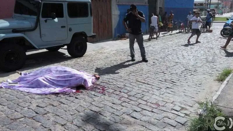William foi atingido por vários disparos na Rua da Alegria