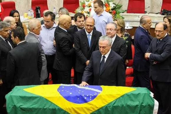 Temer esteve no velório de Teori e disse que substituto do ministro será anunciado descisão do STF