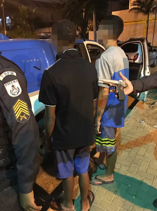 Menores foram reconhecidos por uma vítima na 73ªDP
