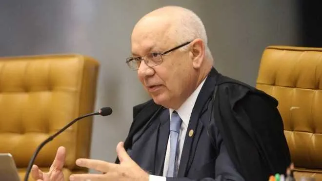 Ministro tinha mais de sete mil processos em gabinete