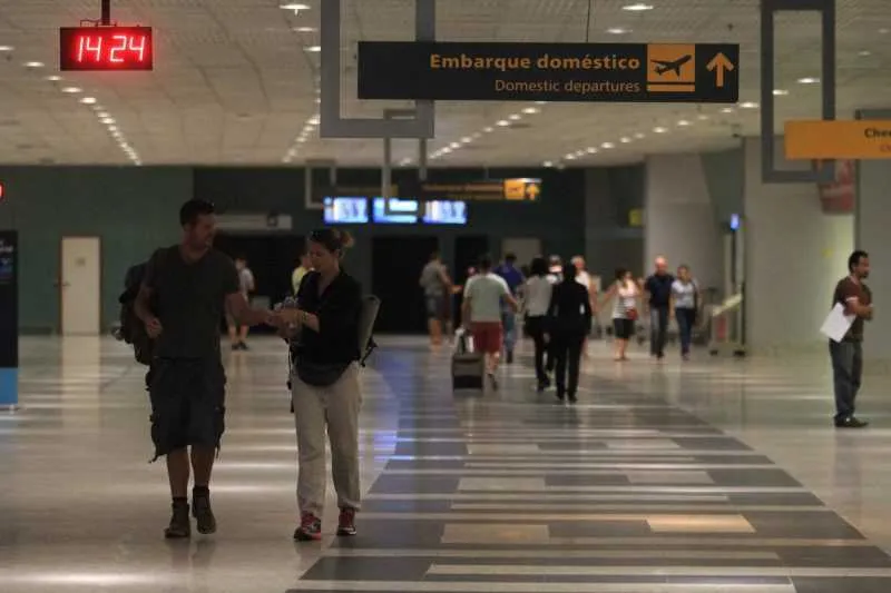Imagem ilustrativa da imagem Companhias aéreas registram primeira queda no número de passageiros em 10 anos