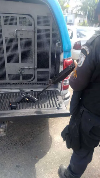 Pistola foi apreendida com suspeito que acabou morrendo no hospital