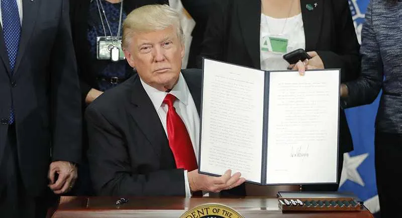 Imagem ilustrativa da imagem EUA podem taxar importações do México para custear construção de muro