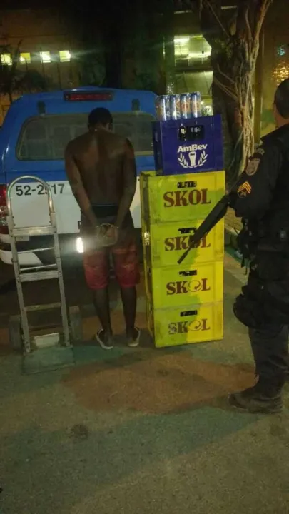  Policiais recuperaram carregamento de cervejas em Tribobó