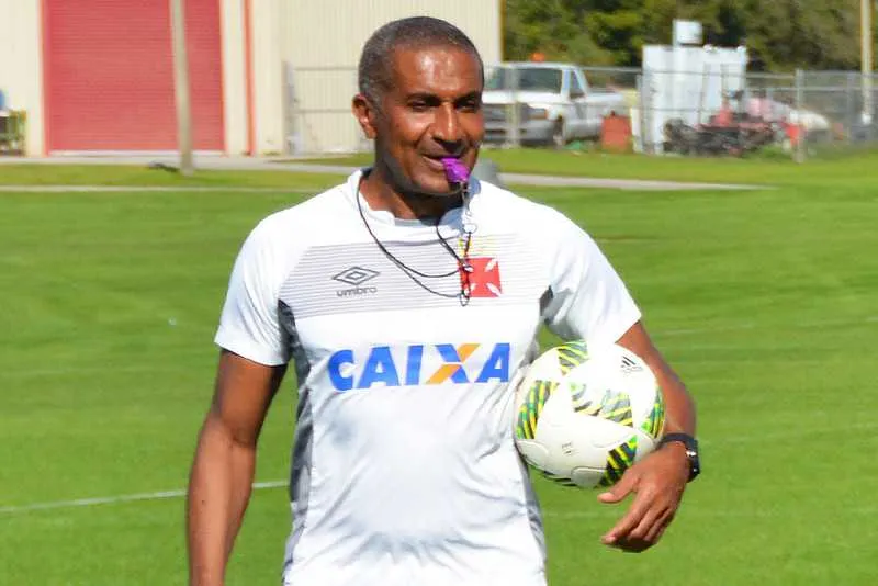 Cristóvão prepara o time para o grande clássico

