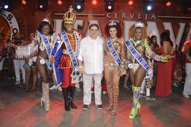 Evento aconteceu na madruga deste domingo, na quadra da Unidos do Viradouro
