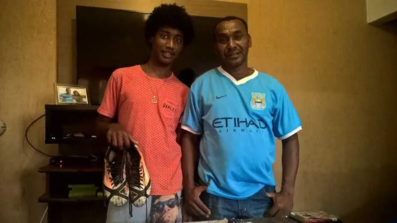 
Bruno sonha em ser jogador profissional e tem apoio do pai