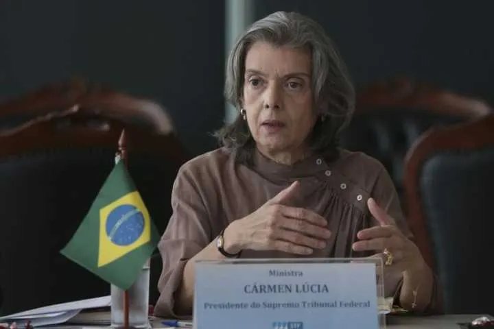 Imagem ilustrativa da imagem Cármen Lúcia homologa as 77 delações da Odebrecht e mantém sigilo