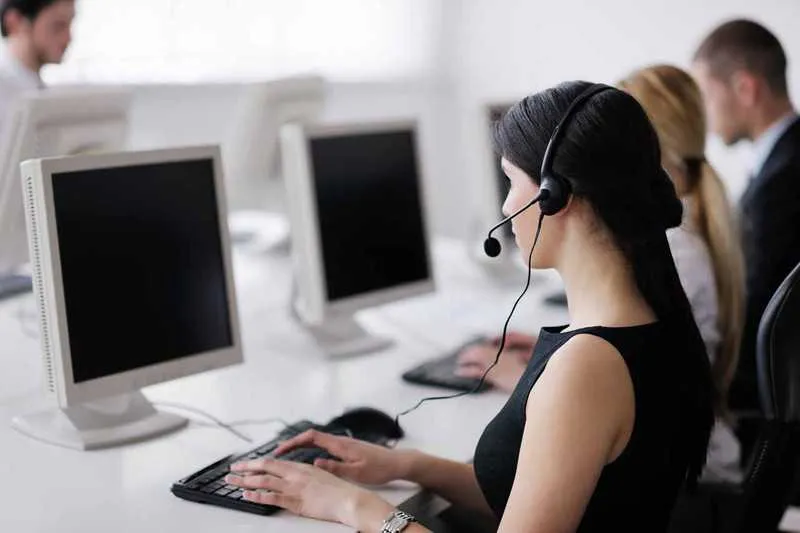 Em SG, o maior número de vagas abertas é para função de operador de telemarketing