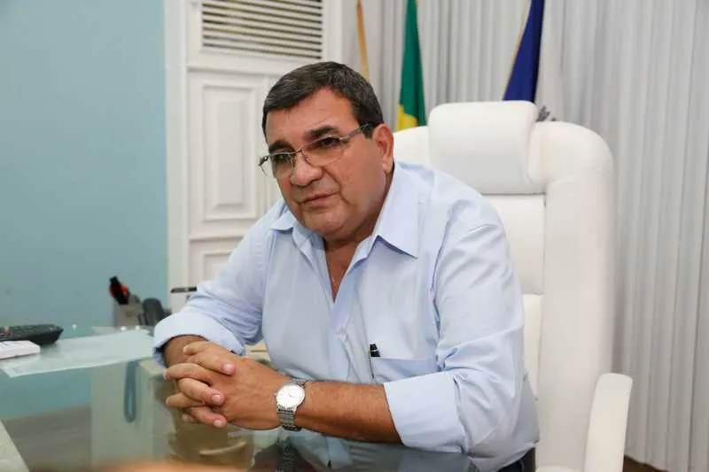 Prefeito disse que usou a verba para quitar folha salarial