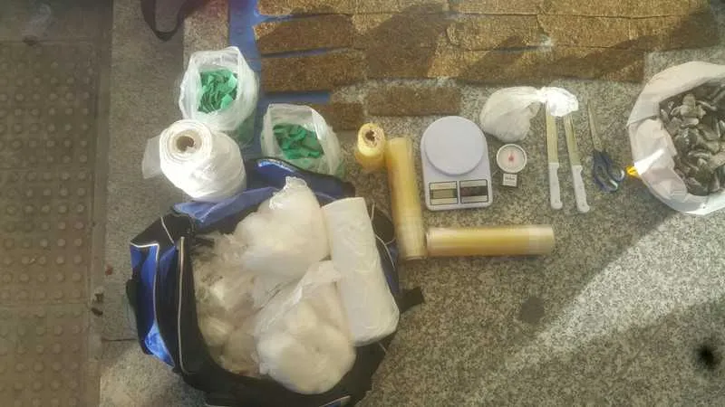  Material estava escondido numa casa, no bairro Sinagoga, que seria um ponto de venda de drogas