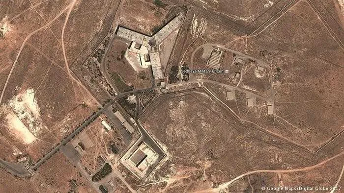Imagem aérea mostra a prisão militar de Saydnaya