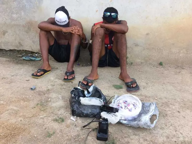 PMs apreenderam cocaína, maconha e ‘radinho’ no Bichinho