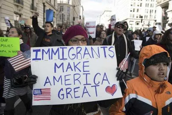 Objetivo da marcha é protestar comtra políticas migratórias de Donald Trump