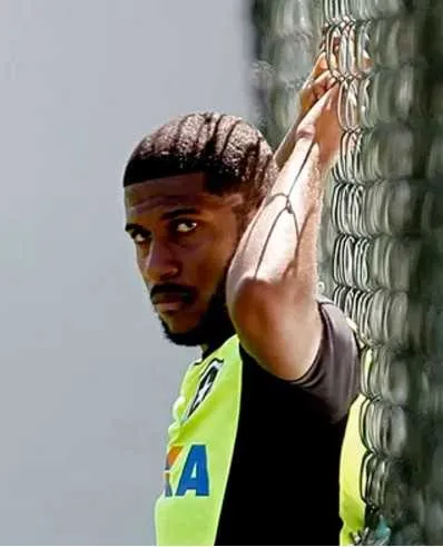 Emerson: próximo do ‘adeus’