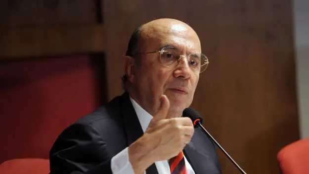 Ministro diz que o governo quer fazer acordo com Congresso