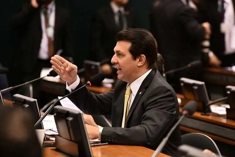 Deputado Arthur Oliveira Maia quer discutir detalhes das regras