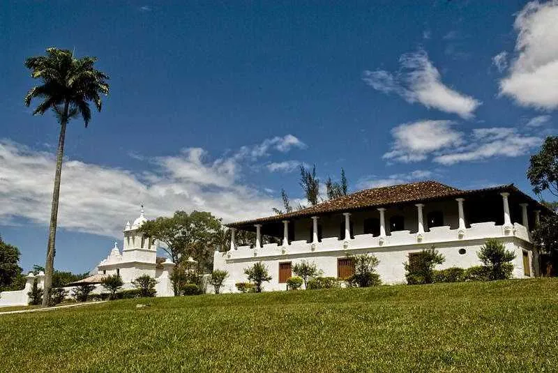 Grupo vai escrever SOS nos gramados da Fazenda Colubandê