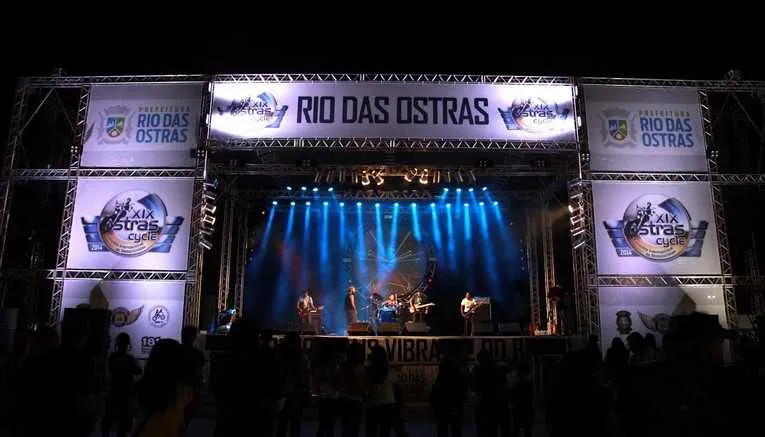  Evento reúne amantes das ‘duas rodas’ e do rock and roll