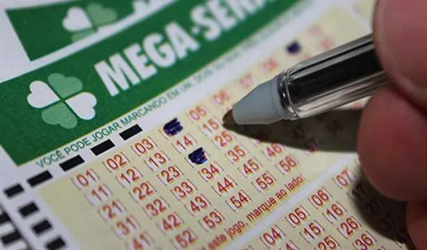Imagem ilustrativa da imagem Mega-Sena pode pagar R$ 3 milhões neste sábado.