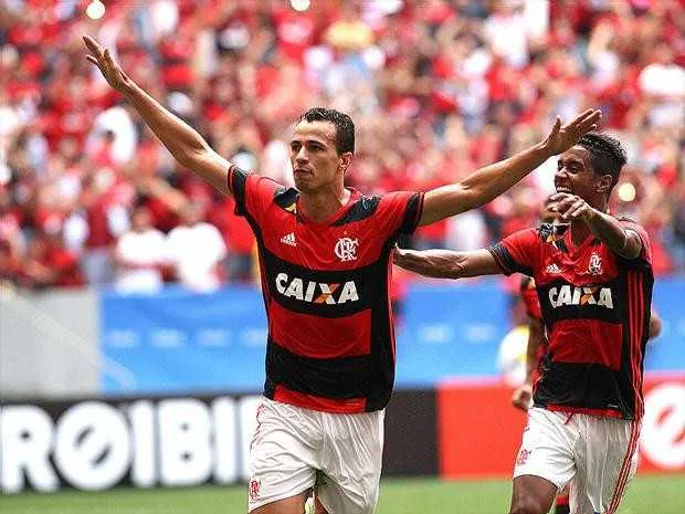 Mesmo na reserva, Damião assinará vínculo até fim de 2017