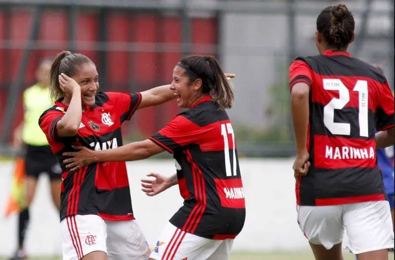 A atacante Larissa fez o gol das "Marinheiras Rubro-Negras"
