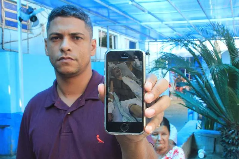 O motorista Magno Mota quer respostas para o quadro clínico do pai internado no PSSG