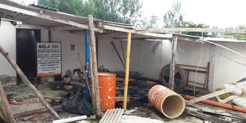 No loteamento Orla 500, fiscais encontraram cinco espaços públicos ocupados ilegalmente