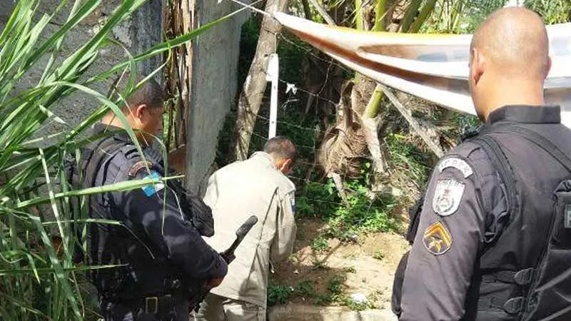 O homem morreu no local após confronto, segundo a polícia