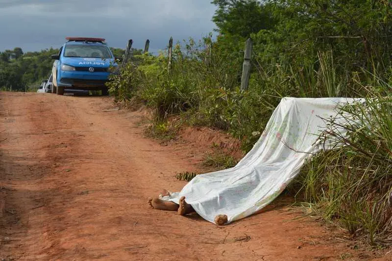 Corpo do adolescente foi encontrado na Estrada dos Picos