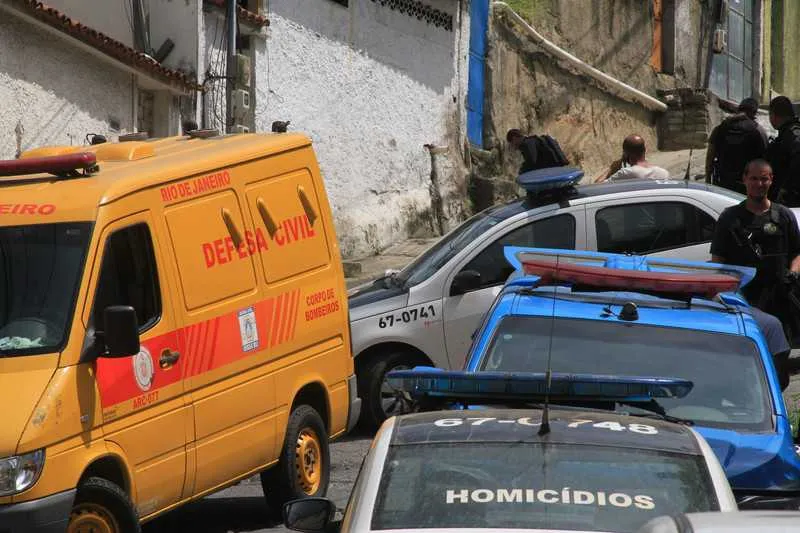 Segundo perícia, corpo de adolescente tinha marcas de 9 tiros