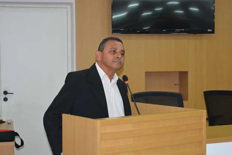 Professor Paulo apresentou o projeto de lei ‘Paradinha Segura’