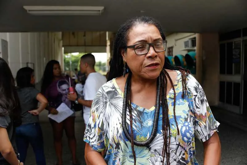 Mariza de Paula elogiou a iniciativa dos alunos e disse que toda sociedade pode se envolver
