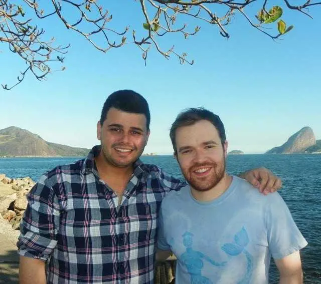 Gabriel Haddad e Leonardo Bora são os novos carnavalescos da Acadêmicos da Cubango
