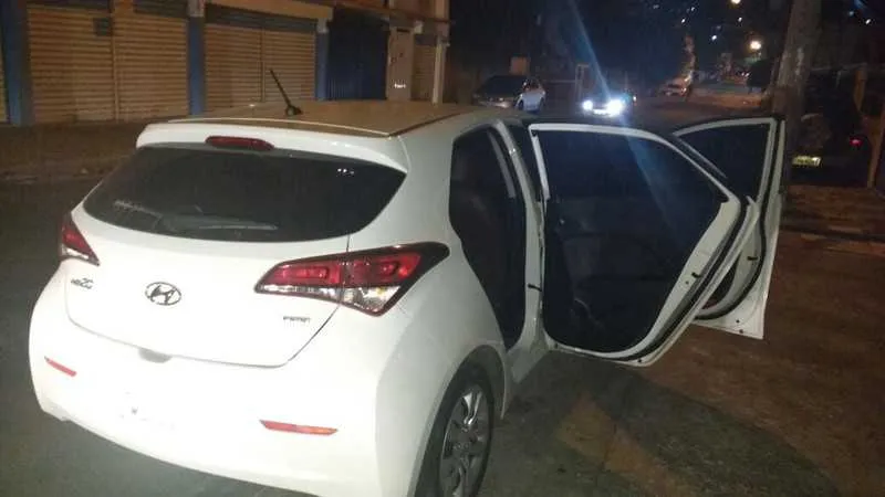 Um adolescente de 13 anos foi detido na ação