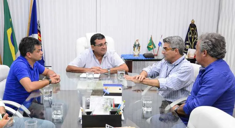 Presidente do IVB disse aao prefeito José Luiz Nanci ser pouco provável a ocorrência de surto de febre amarela em São Gonçalo