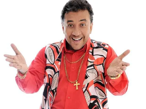Maurício Manfrini encarna o personagem no Teatro Abel