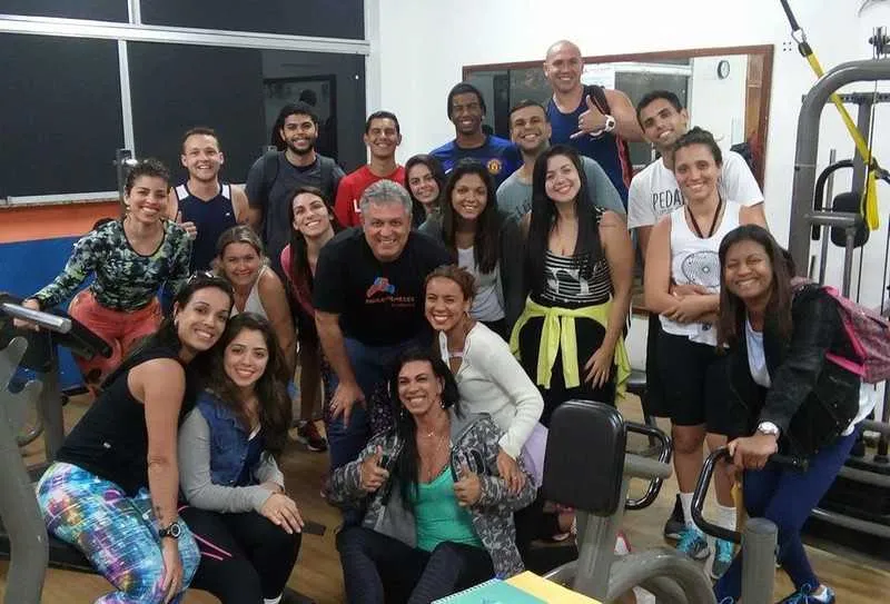 Alexandre Cruz e alunos